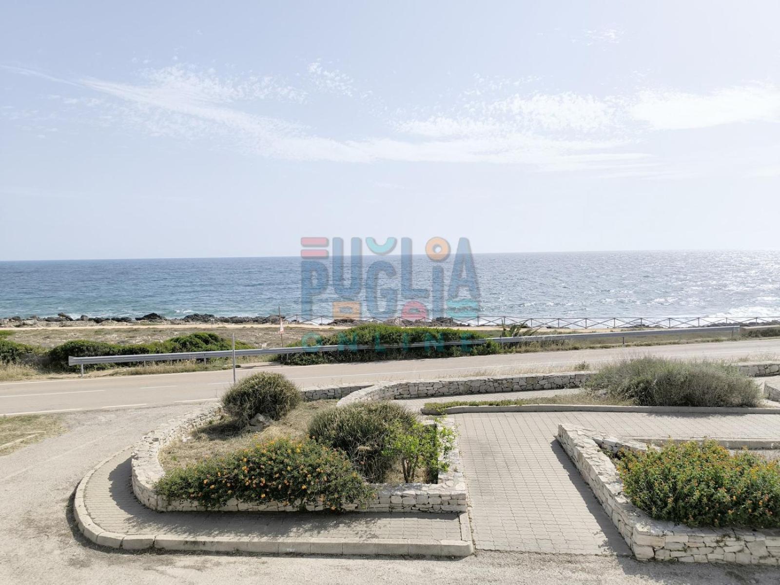 Bilocale Blue House Fronte Mare, A Posto Rosso Apartamento Capilungo Exterior foto